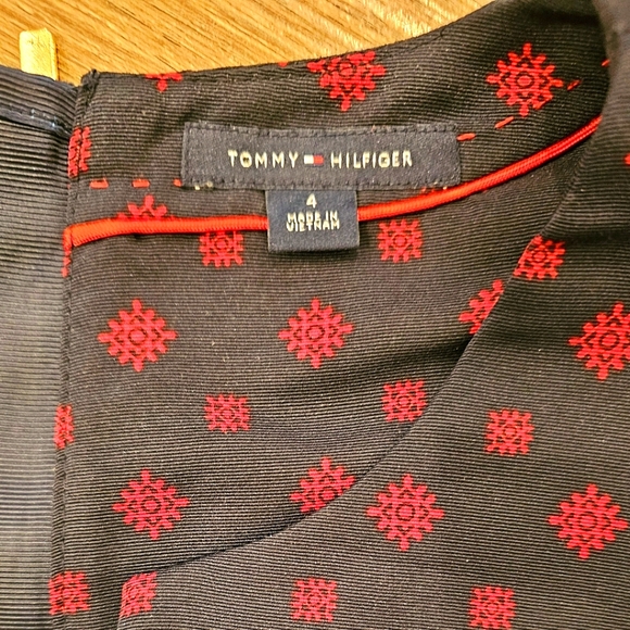 Tommy Hilfiger Sleeveless Pencil Dress Belt Size 4 Preppy - Picture 3 of 3